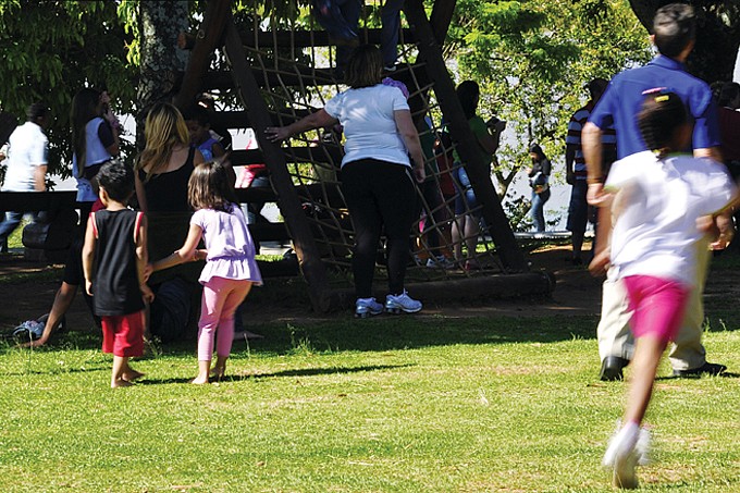 Parques são uma boa pedida para os pequenos brincarem e se exercitarem. Foto: Waldir PC